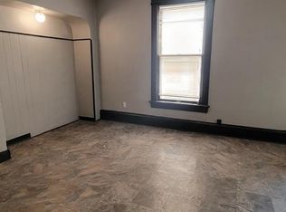 2830 N 28th St #1, Milwaukee, WI 53210