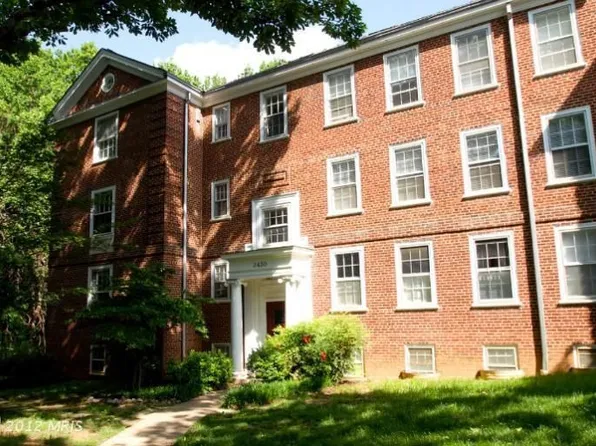 3430 39th St NW APT D700, Washington, DC 20016