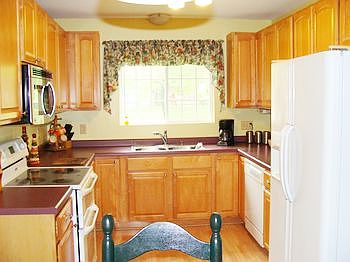 5th image of 3100 Dawn Dr
