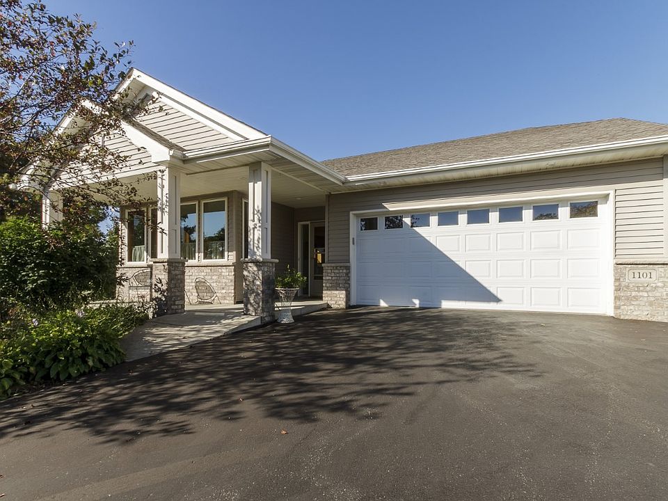 1st image of 1101 Cannon Valley Dr E