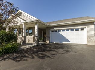 1101 Cannon Valley Dr E, Northfield, MN 55057