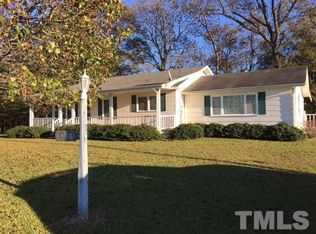 5356 Roanoke Rd, Newton Grove, NC 28366