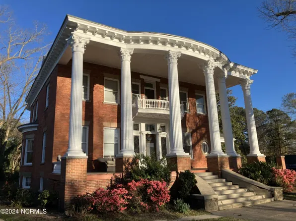 1201 N Queen Street, Kinston, NC 28501