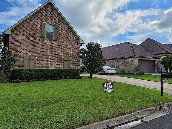3rd image of 510 Birchview Dr