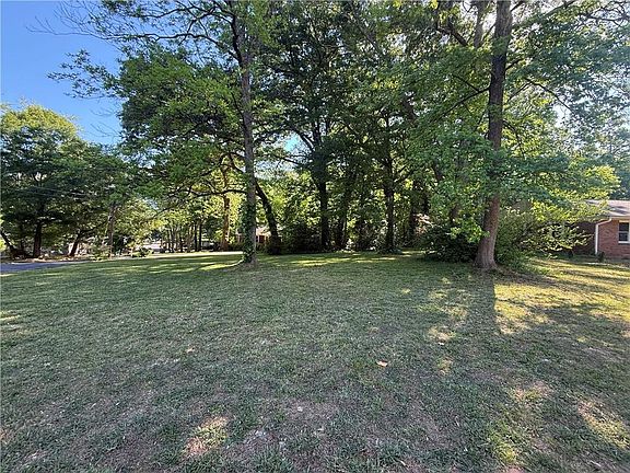 3rd image of 1061 Jolly Ave #2