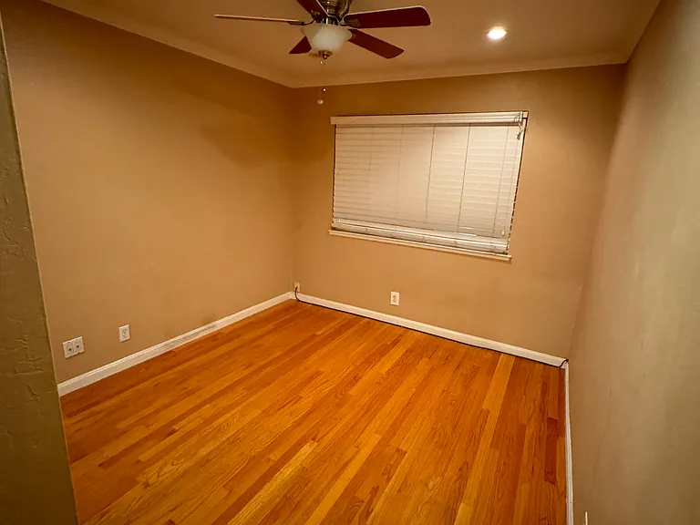 5498 Judith St #4 — Photo 11