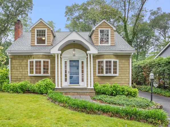 19 Edgerton Street, Darien, CT 06820
