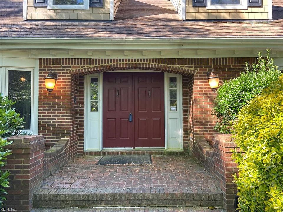 Welcome to 3547 Sea Breeze Trail!