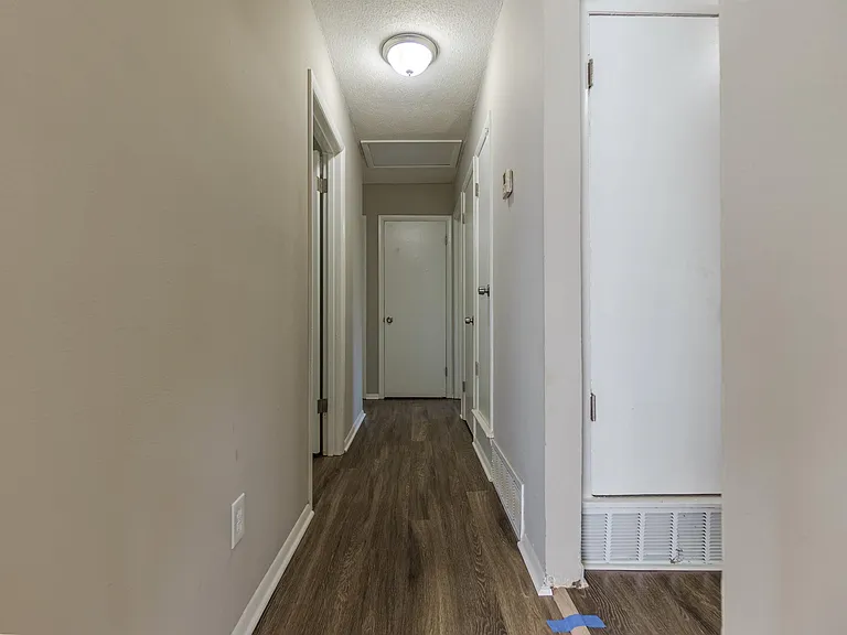 1024 Mendenhall Cv — Photo 6