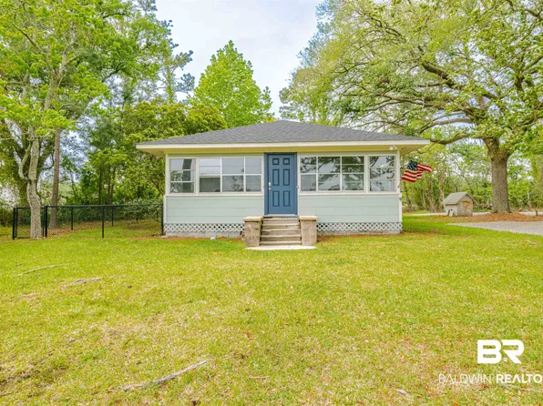 16785 River Rd, Bon Secour, AL 36511