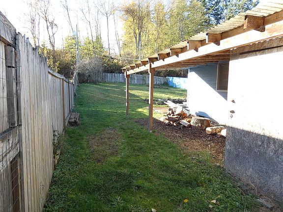2nd image of 1630 W 15th St