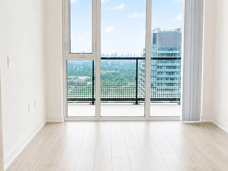 5858 Yonge St #Penthouse 10 — Photo 7