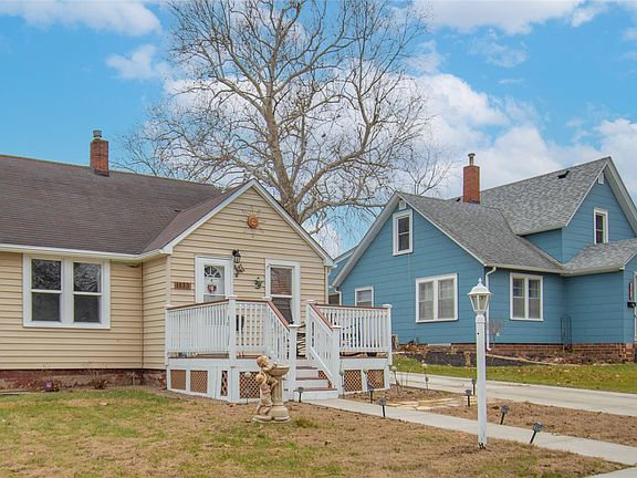 2nd image of 1133 Prairie St