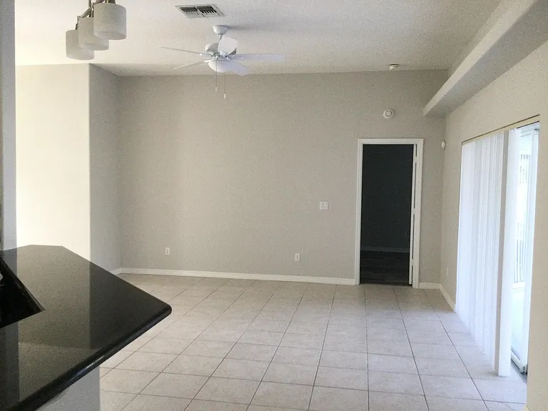 2367 SE Rock Springs Dr — Photo 15