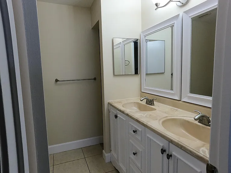 16363 Water Way — Photo 10