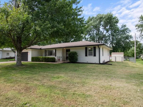 1605 E Franklin St, Clinton, MO 64735