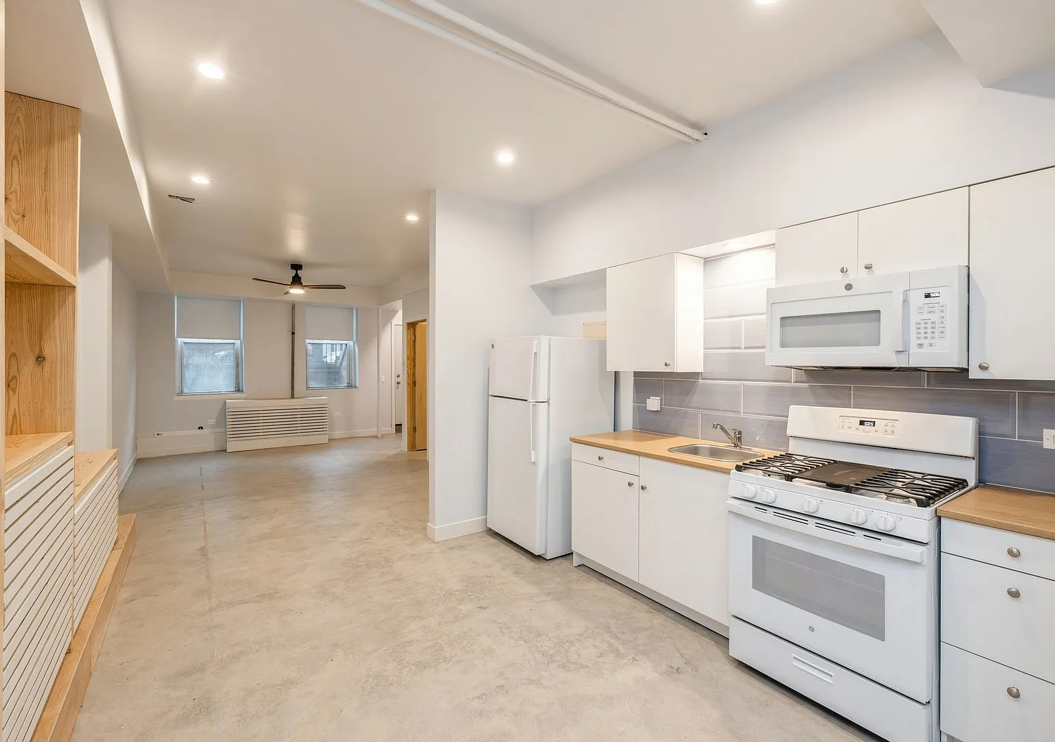2 bed, 745 sqft, $1,600 — Photo 4