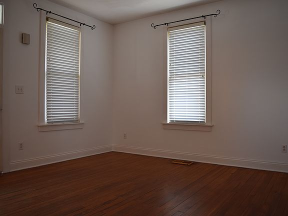 2nd image of 61 W Columbus St
