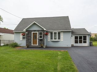 123 Brandon Rd, East Syracuse, NY 13057