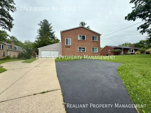 2740-2742 Jessup Rd, Cincinnati, OH