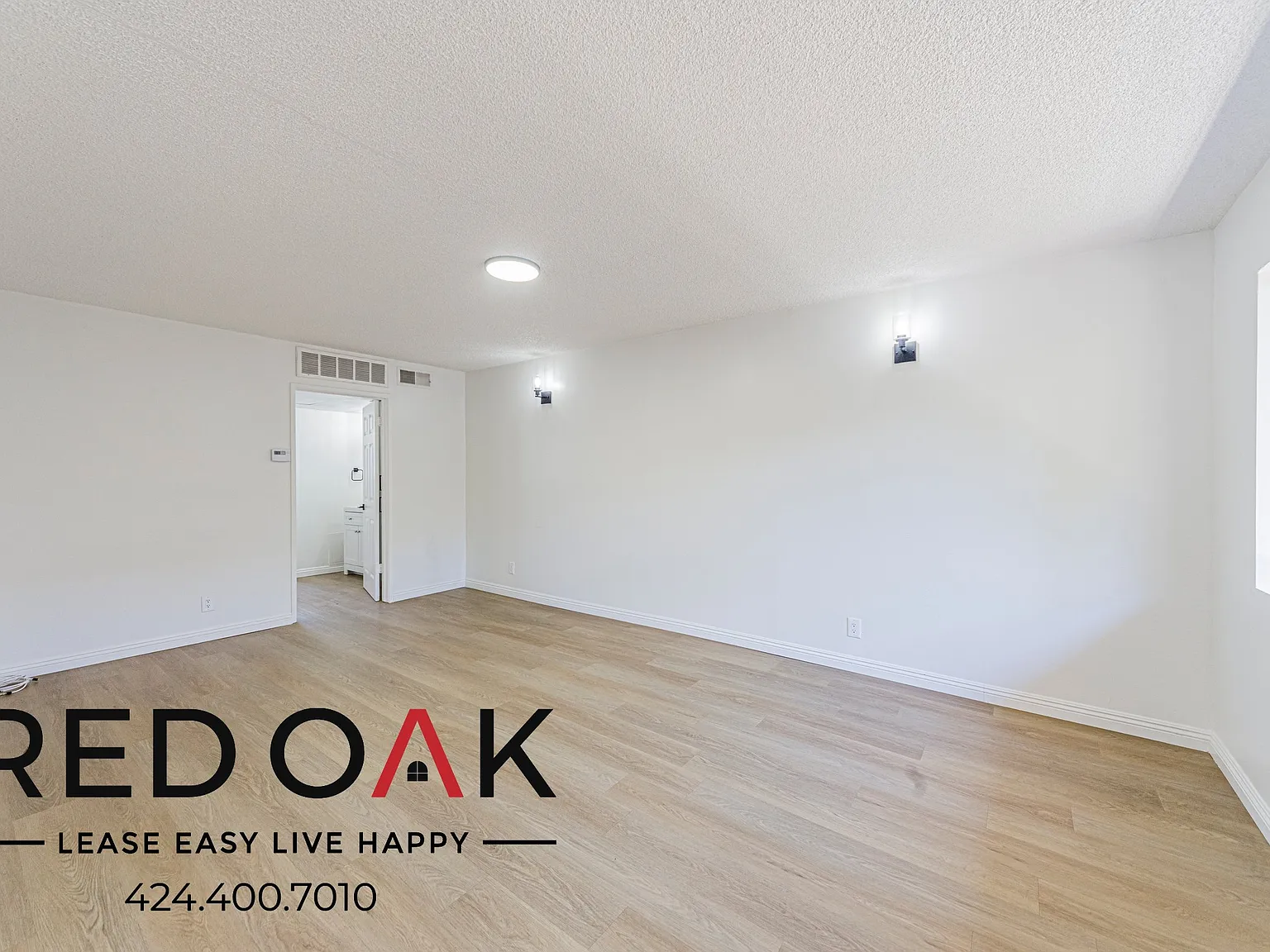 Spacious 1-Bed with Central AC and Included Parking ~ In Sherman Oaks! — Photo 4