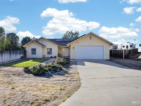 27961 Ack Ack Ct, Tehachapi, CA 93561