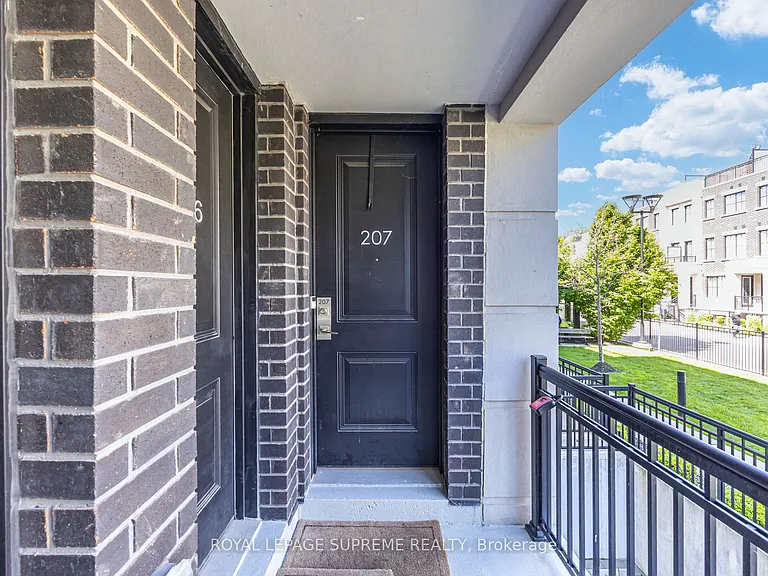 652 Cricklewood Dr #207 — Photo 3