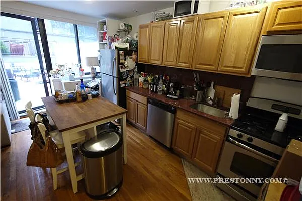 Rented by JM Preston Properties LLC | media 29