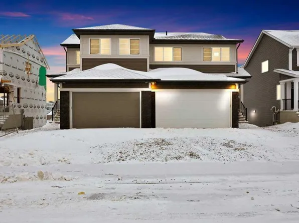 569 S Chelsea Gdns, Chestermere, AB T1X 2V4