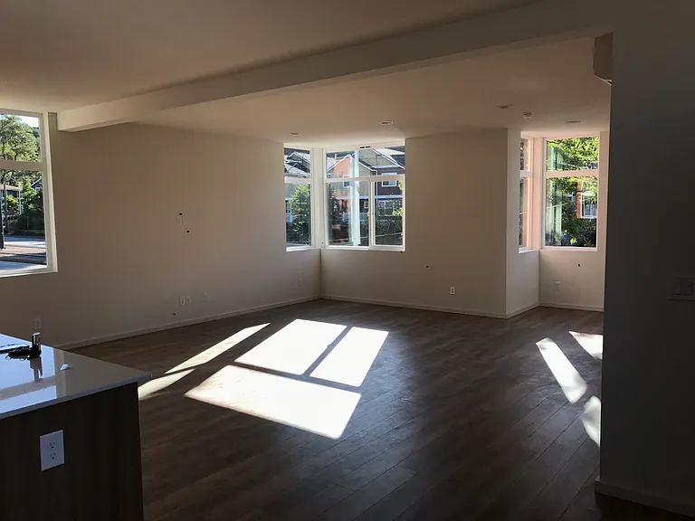 4046A Martin Luther King Jr Way S — Photo 43