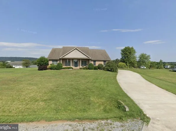 473 Nathaniel Dr, Martinsburg, WV 25403