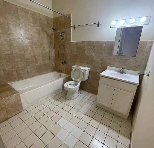 10 Osborne Ter #5E — Photo 9