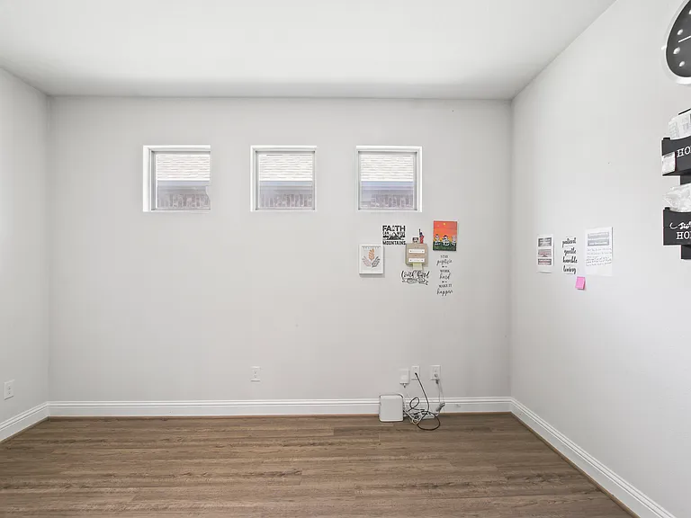 3121 Sunnyside Dr — Photo 16