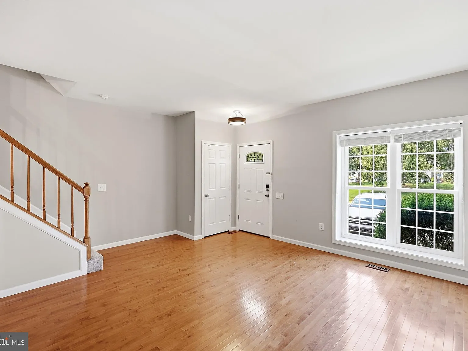 2 bed, 3.5 bath, 1474 sqft, $3,000 — Photo 3