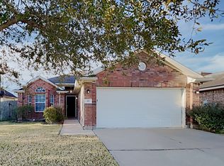 97 Rodeo Dr, Manvel, TX 77578