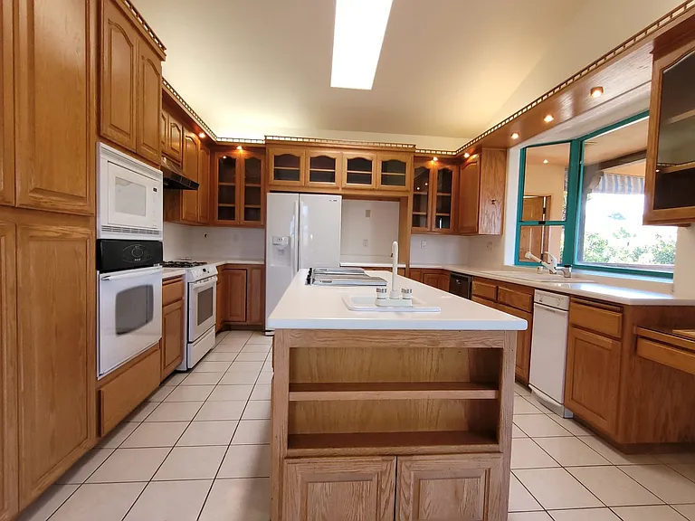 16255 Highland Valley Rd — Photo 6