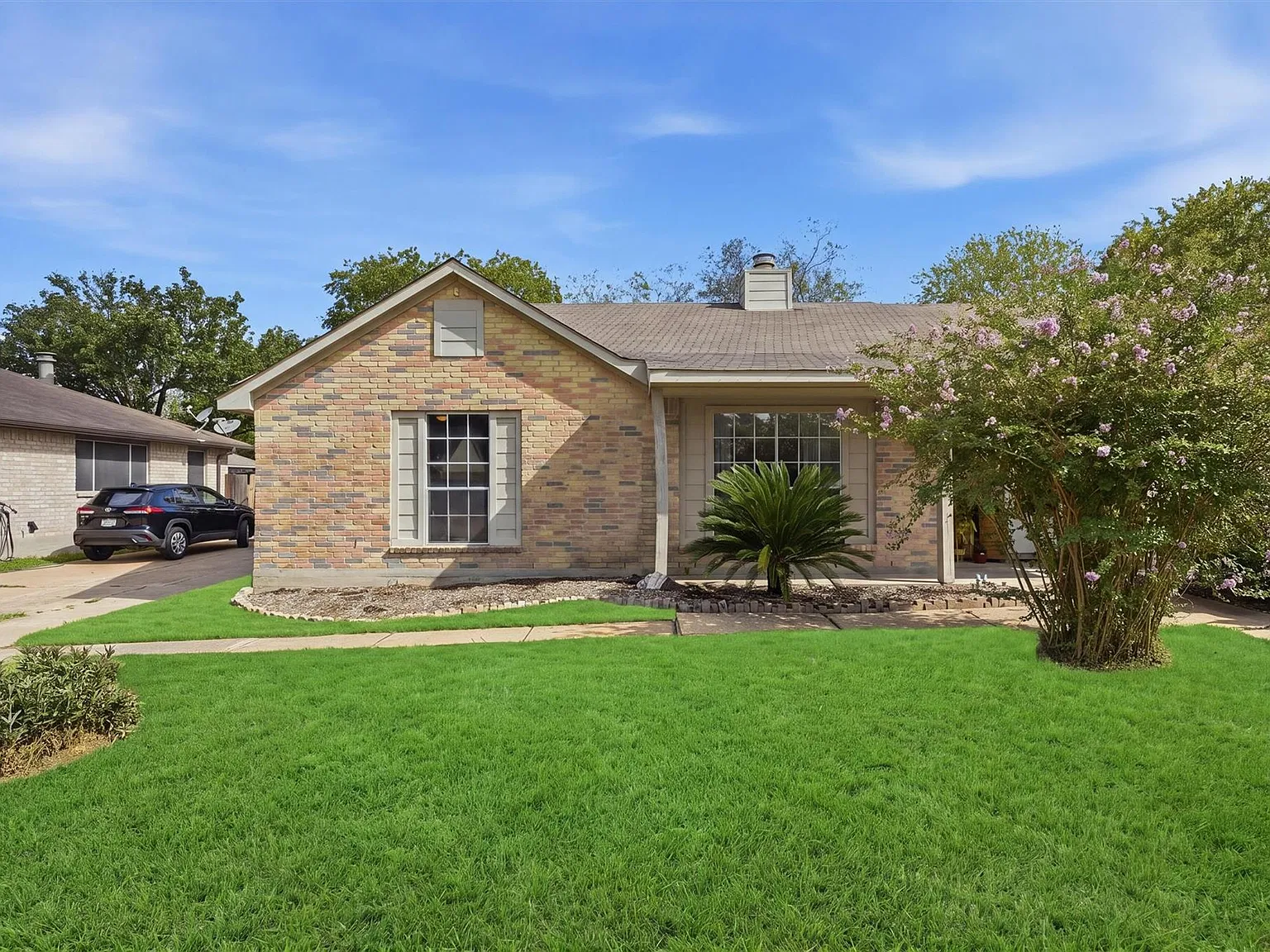 3 bed, 2.0 bath, 1558 sqft, $1,850 — Photo 1