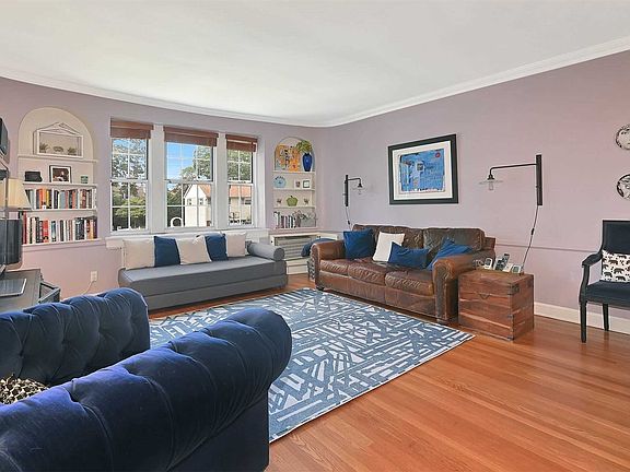 5th image of 22 Hamilton Pl APT G1