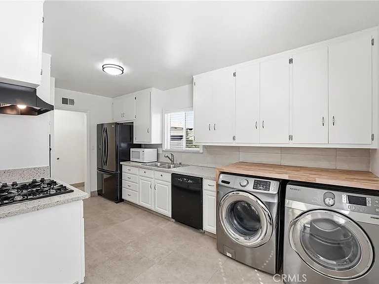 1123 Clintwood Ave — Photo 6