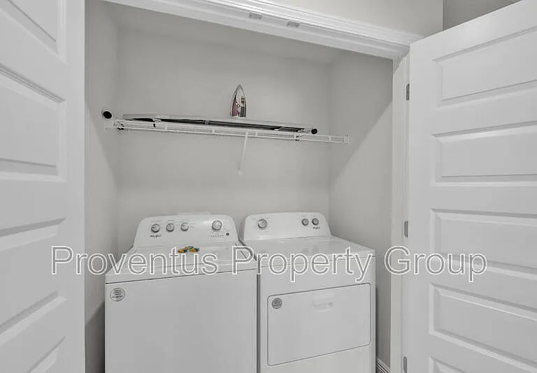 5724 Sandy Walk St — Photo 30