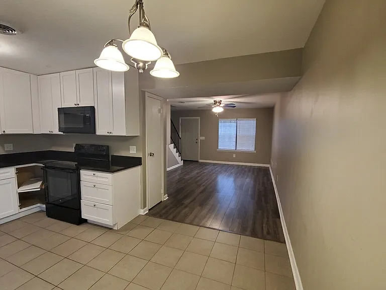 524 Wessinger St — Photo 7