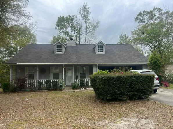 112 Camelot Dr, Dublin, GA 31021