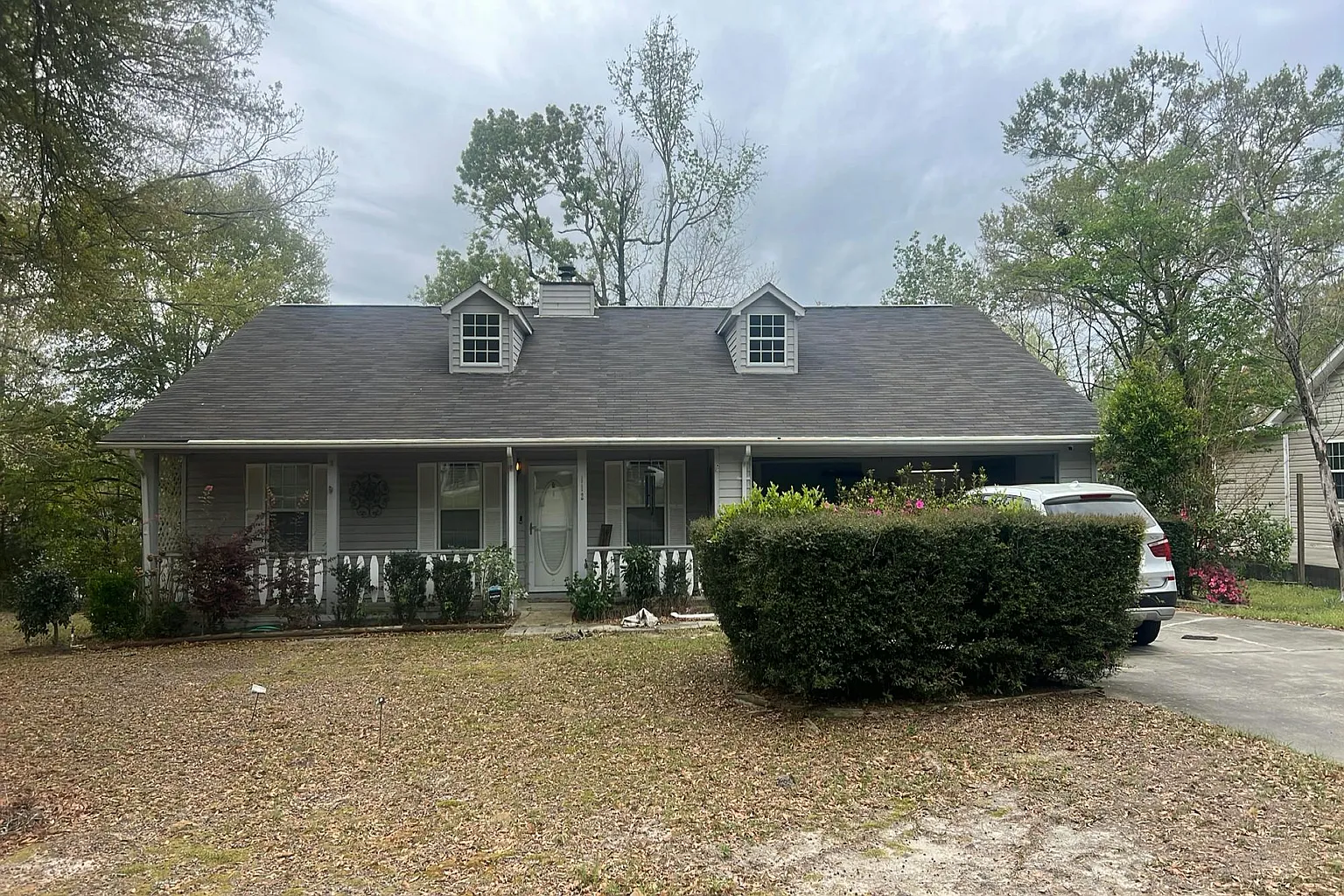 112 Camelot Dr photo 1