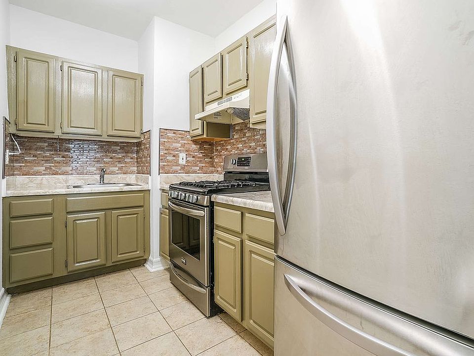 1st image of 1949 1st Ave Unit 1D