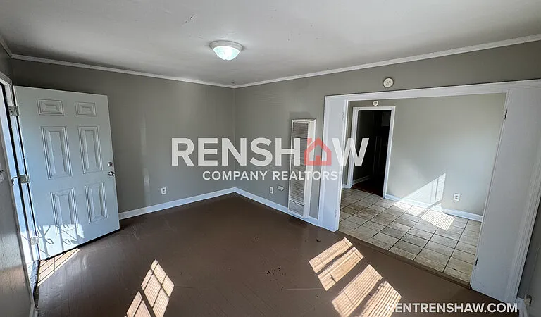4126 Macon Rd — Photo 3