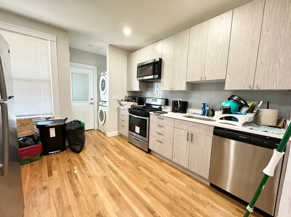 20 Howell St, Dorchester, MA