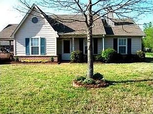1st image of 2766 Waverly Dr