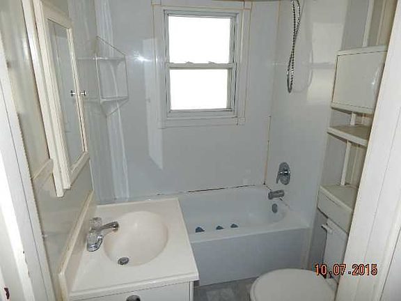 5th image of 1455 Lakewood St