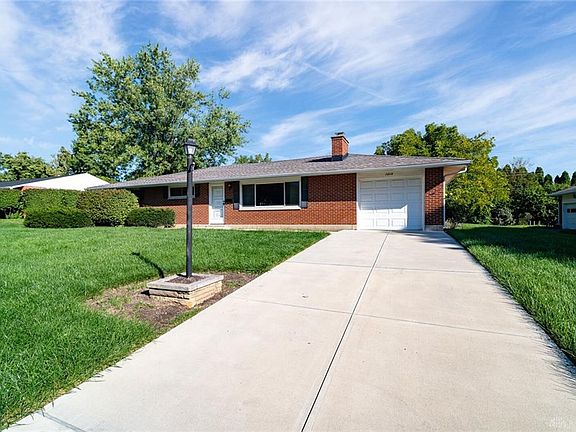 2nd image of 1219 Berna Ln