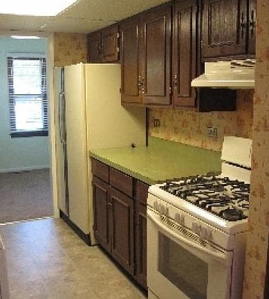 Kitchen with appliances